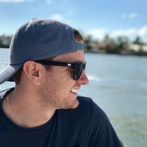 Meet your Posher, Tom